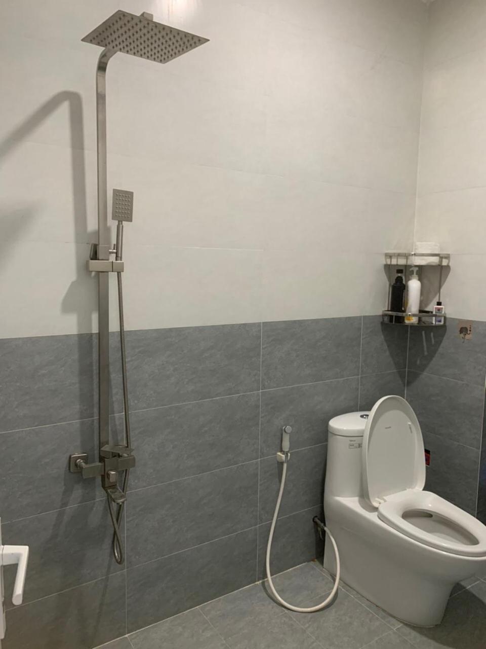 N.Nghi Nhat Hai بهان ثيت المظهر الخارجي الصورة
